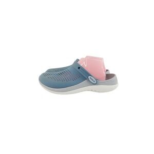 Crocs, Round Toe Croslite / Foam Lite Ride Clog, Women Size 11, Men Size 9 Blue.